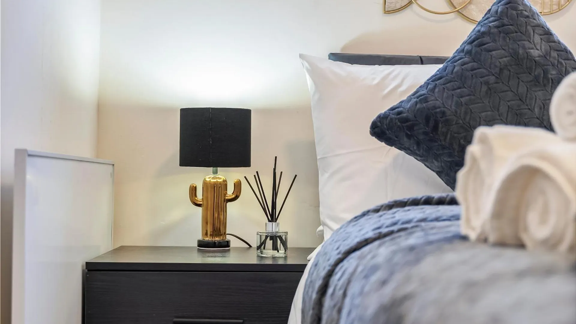 Apartment Lovely Flat Near Gatwick Airport Redhill  United Kingdom