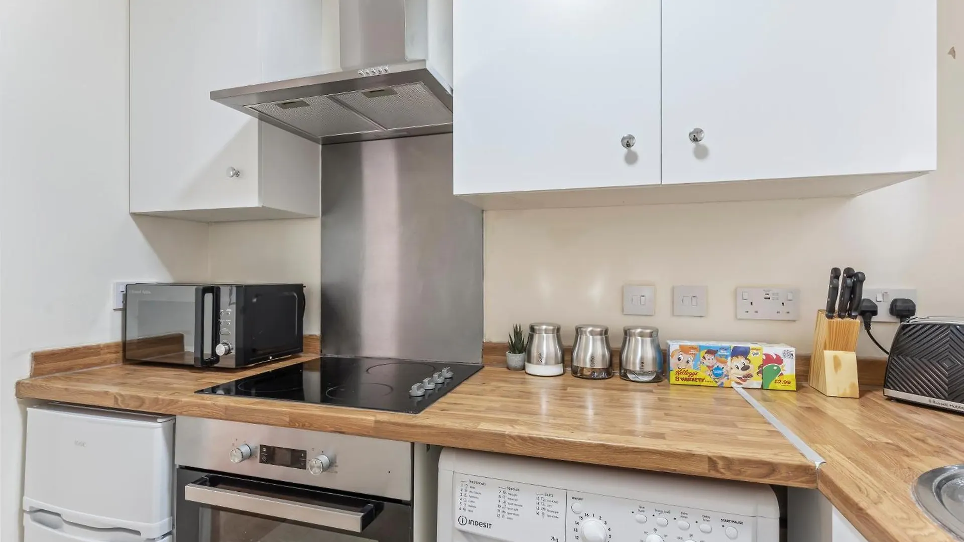 Lovely Flat Near Gatwick Airport Redhill  Redhill (Surrey)